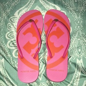 HOT PINK TORY BURCH FLIP FLOPS